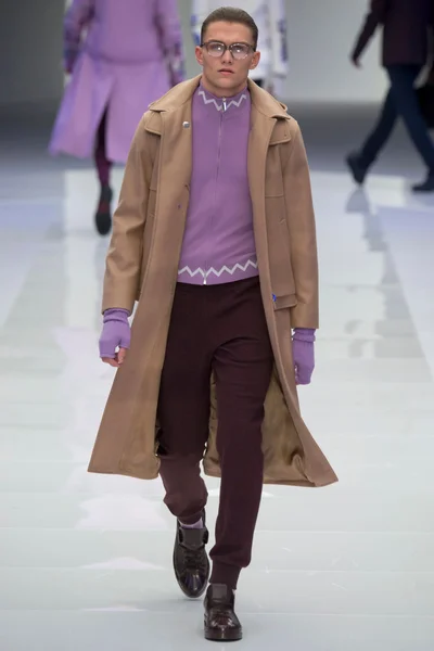 Look 52